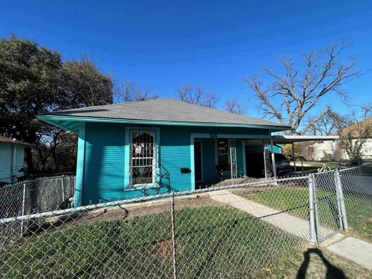 House for rent at 511 W Theo Ave, San Antonio, TX 78214
