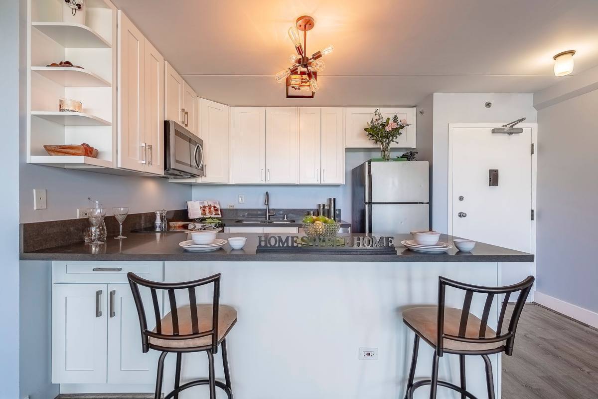Condo for rent at 2522 Date St, Honolulu, HI 96826