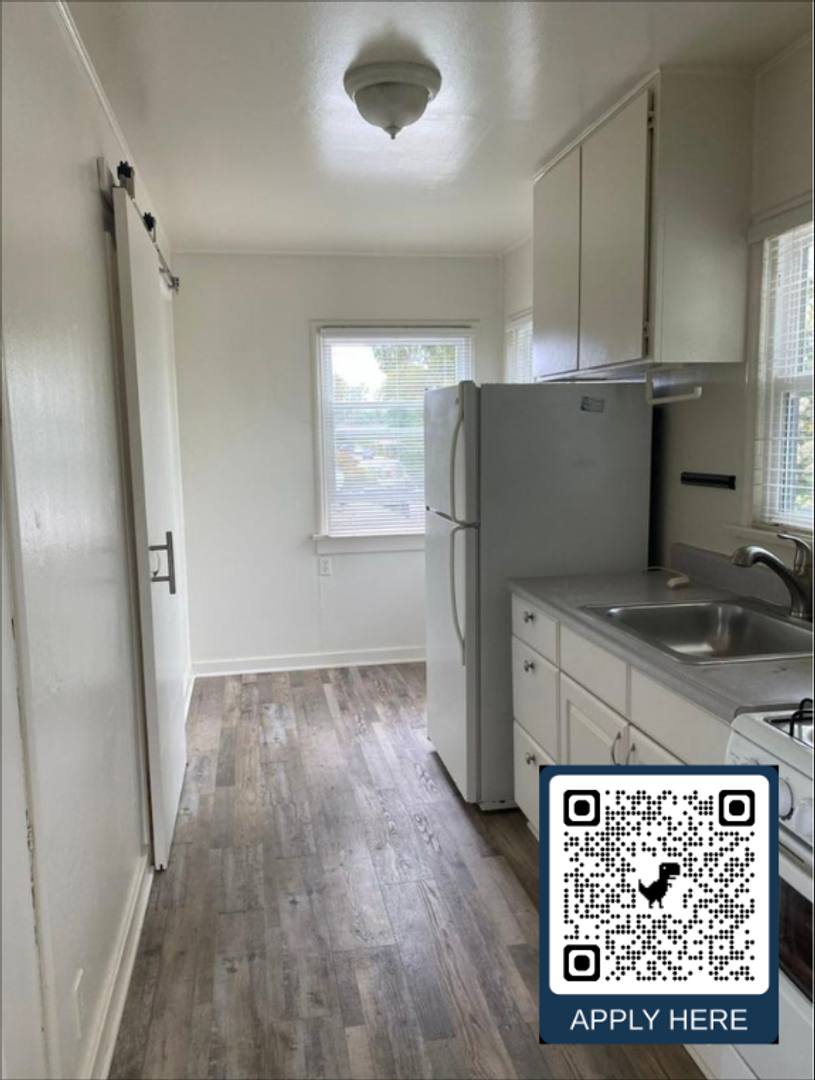 Apartment for rent at 21625 E Cliff Dr, Santa Cruz, CA 95062