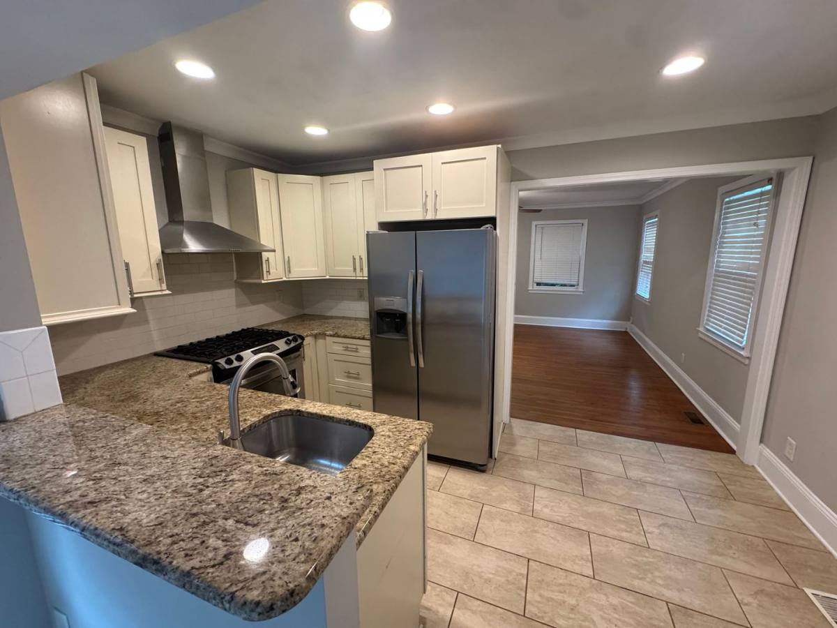 House for rent at 1809 Fulton Ave, Charlotte, NC 28205