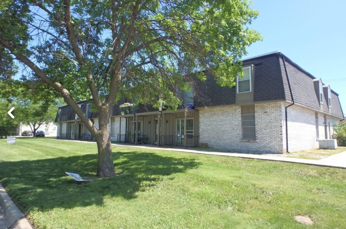 Apartment for rent at 108 Sieville Ave #105, Columbia, MO 65203