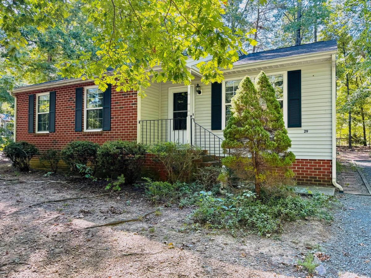 House for rent at 29 Englewood Dr, Palmyra, VA 22963