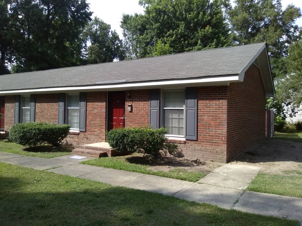 Apartment for rent at 221 Homer St, Laurinburg, NC 28352