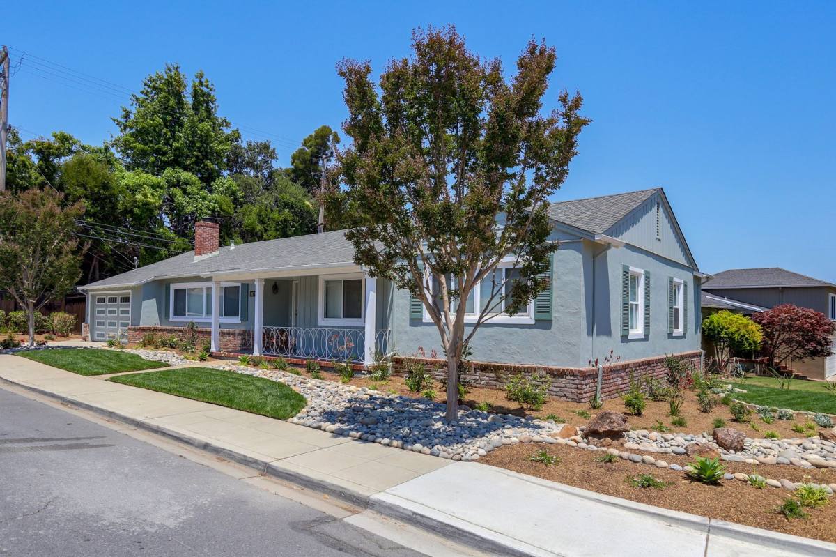 House for rent at 1700 Quesada Way, Burlingame, CA 94010
