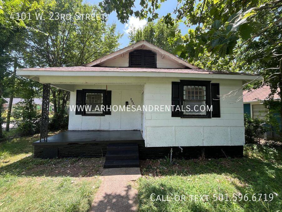 House for rent at 4101 W 23rd St, Little Rock, AR 72204