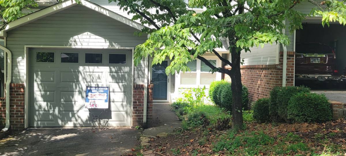 Condo for rent at 804 Olde Pioneer Trail, Knoxville, TN 37923