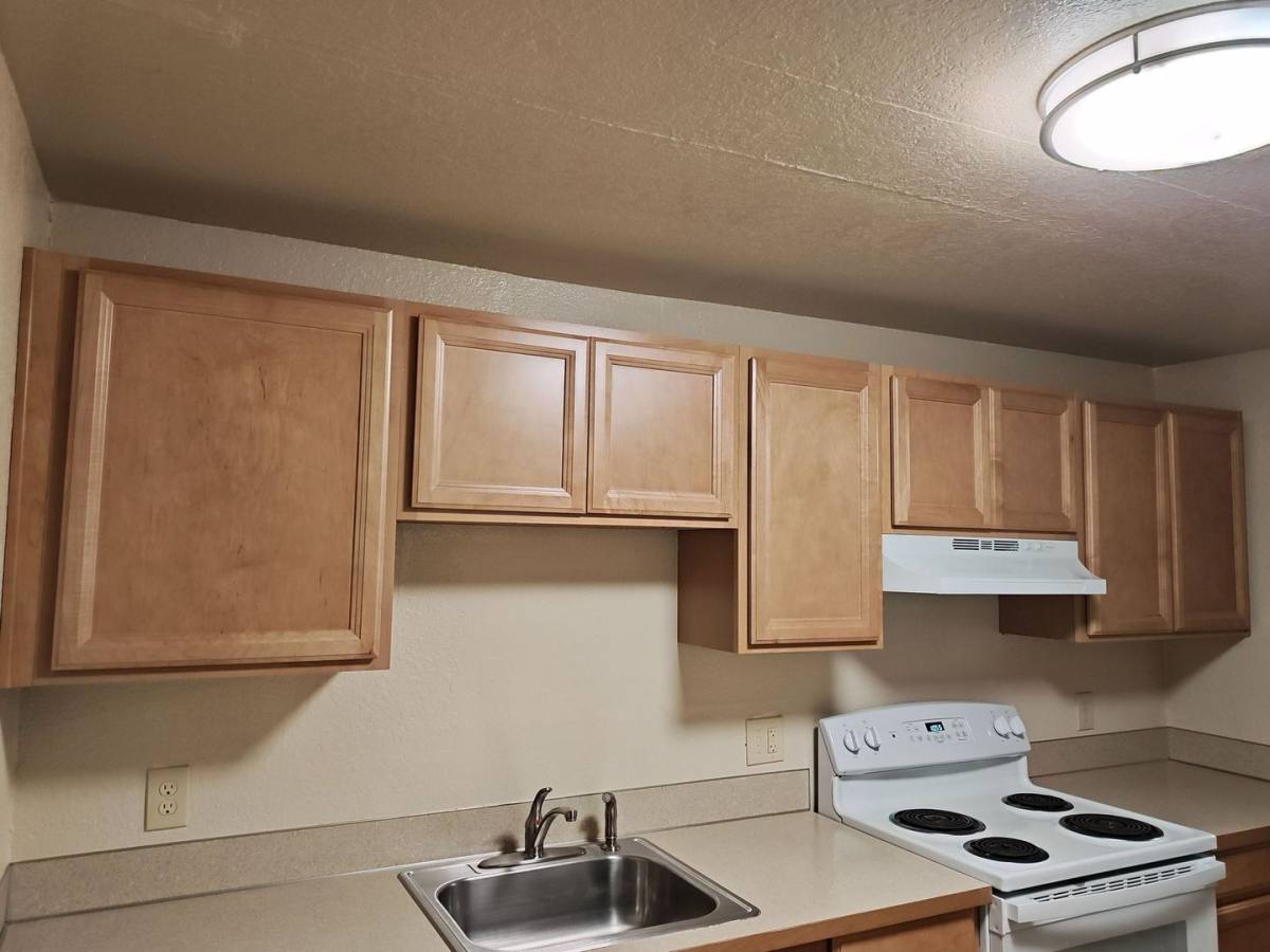 Apartment for rent at 1321 N 26th St, Mount Vernon, WA 98273