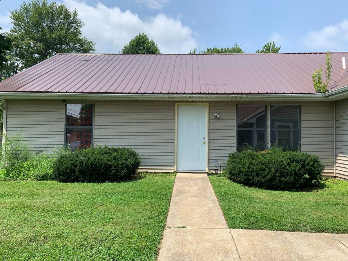 Apartment for rent at 509 E Franklin St, Crawfordsville, IN 47933