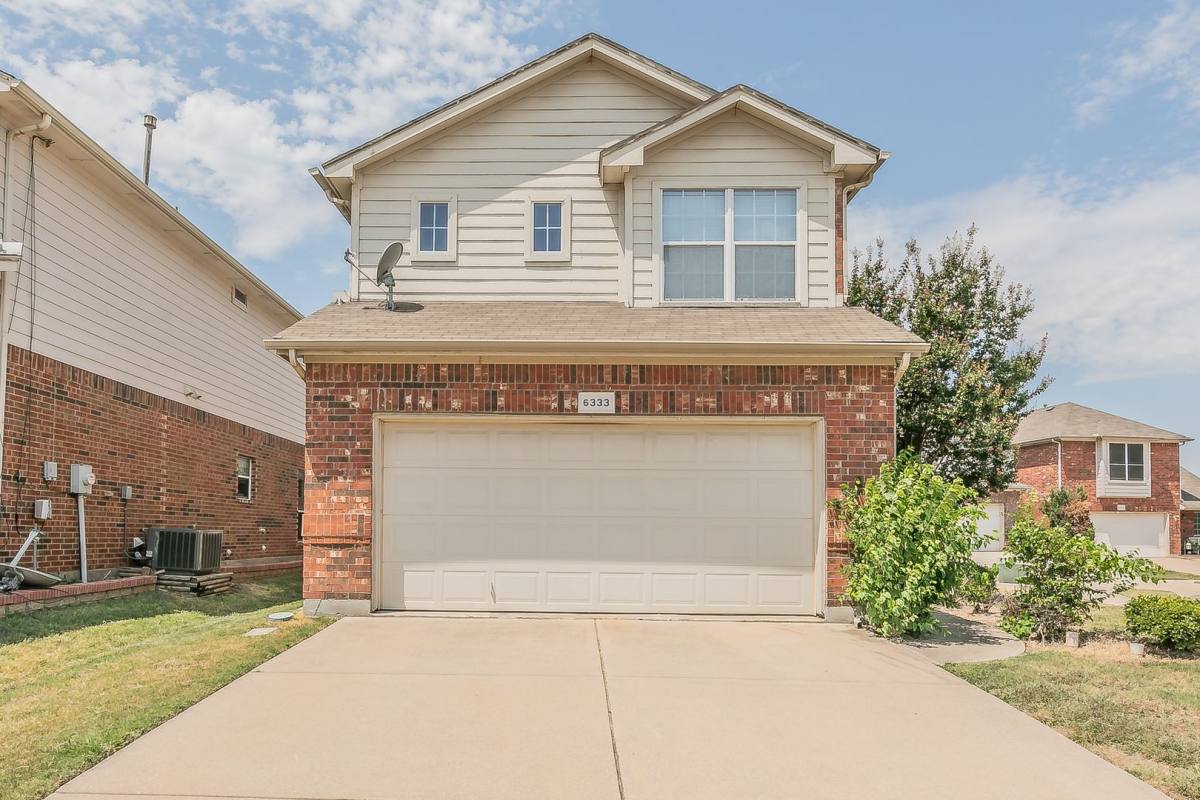 House for rent at 6333 Claire Dr, Fort Worth, TX 76131
