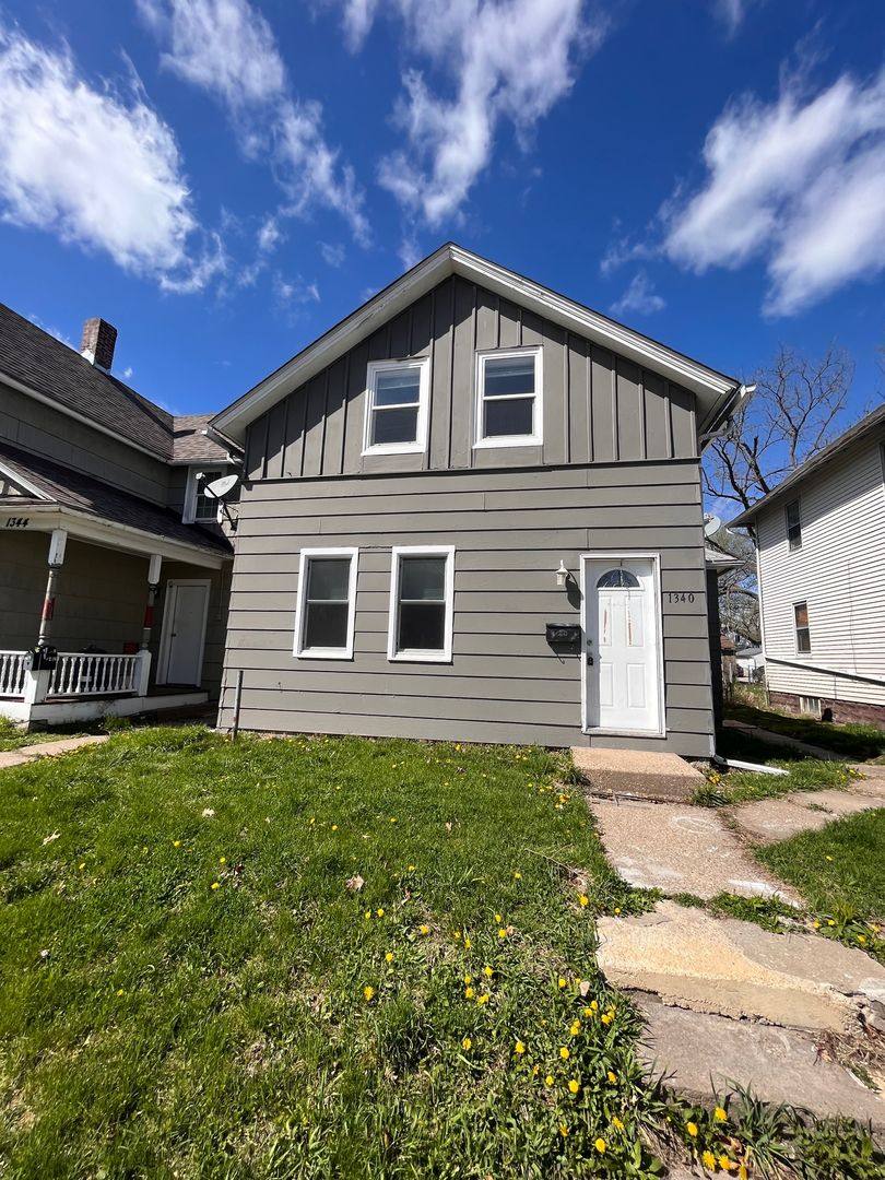House for rent at 1340 W 13th St, Davenport, IA 52804