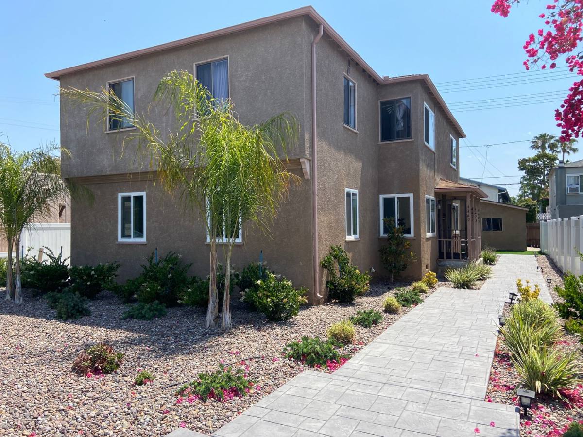 Apartment for rent at 4469-4475 Central Ave, San Diego, CA 92116
