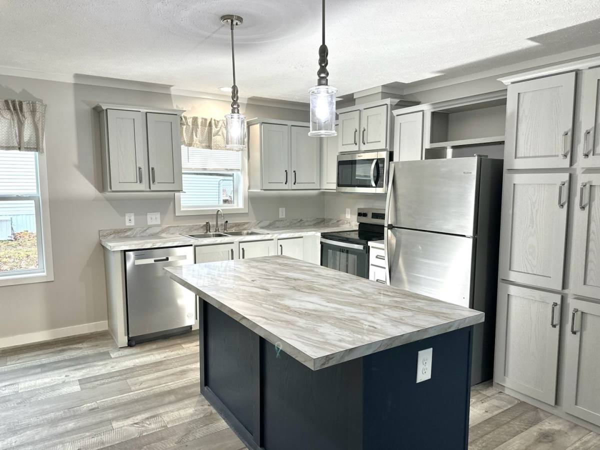 House for rent at 17 Hazelwood Ave, Waterville, ME 04901