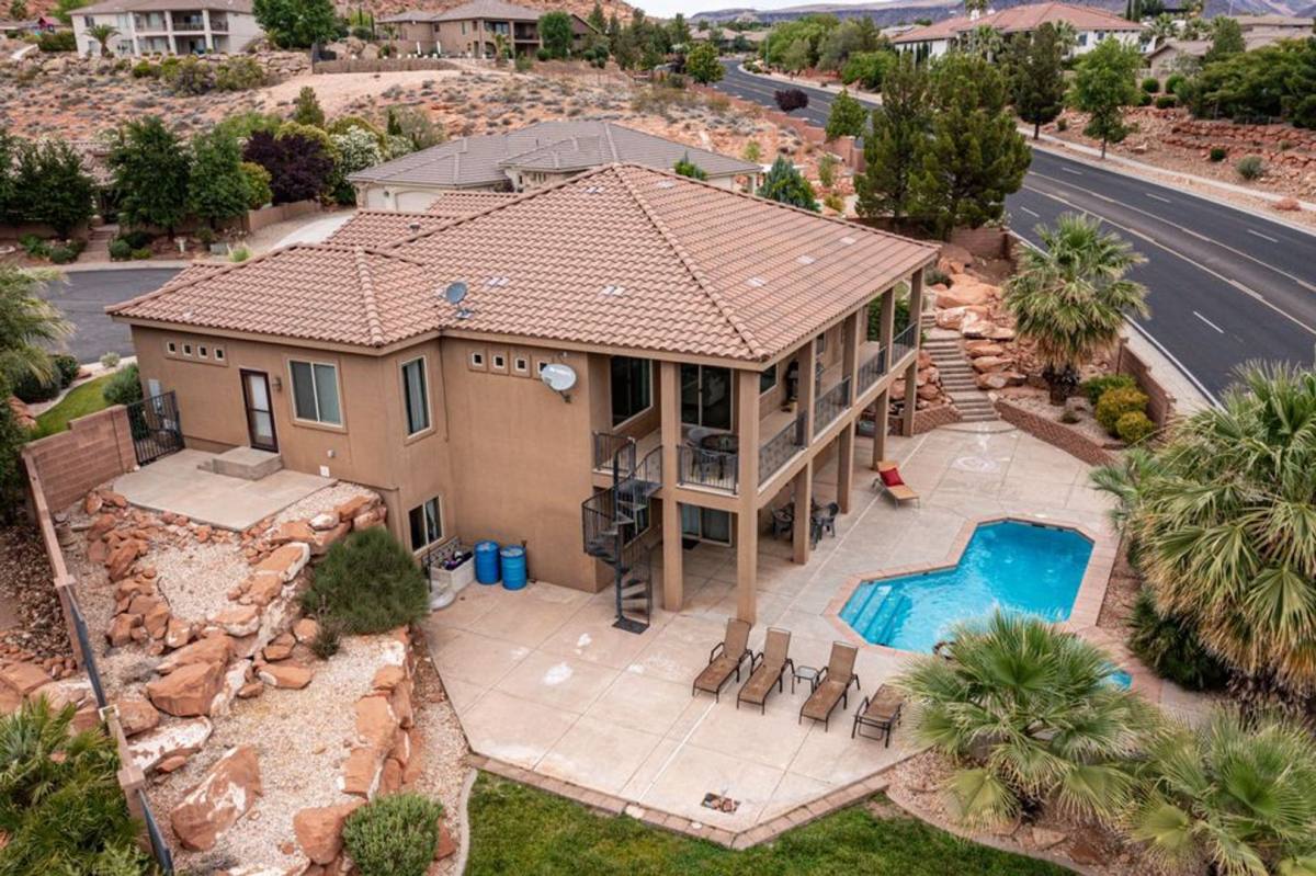 House for rent at 1163 W Sunrise Circle, Washington, UT 84780
