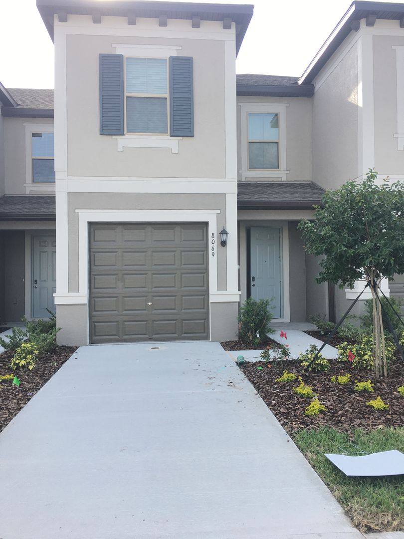 Townhouse for rent at 8069 Rolling Shell Trail, Wesley Chapel, FL 33545