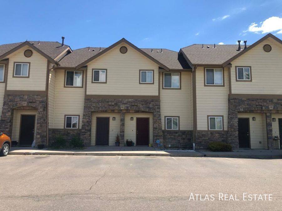 Townhouse for rent at 381 Buffalo Dr #B, Windsor, CO 80550