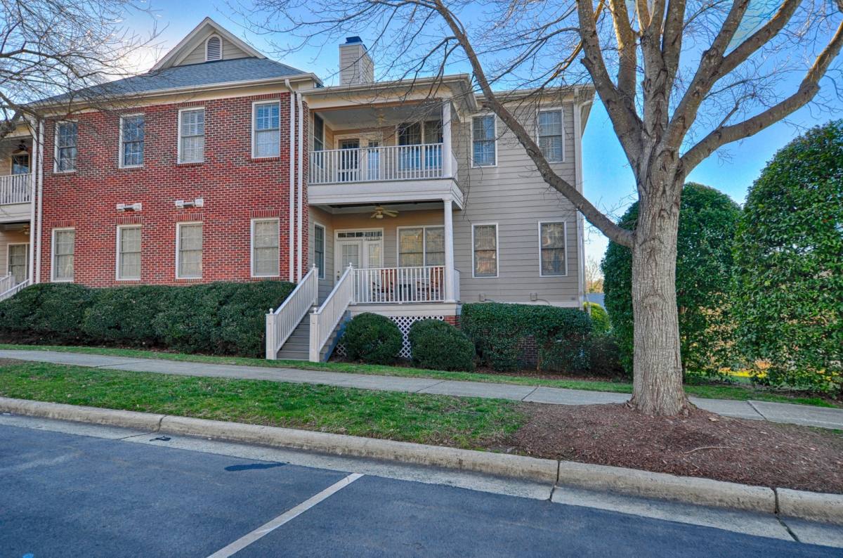 Townhouse for rent at 600 Copperline Dr, Chapel Hill, NC 27516