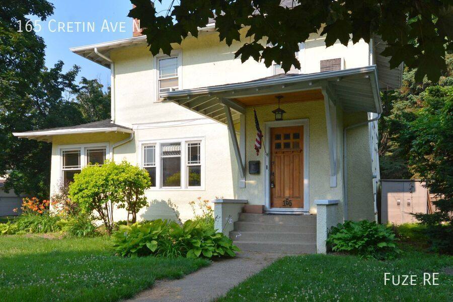 House for rent at 165 Cretin Ave N, Saint Paul, MN 55104