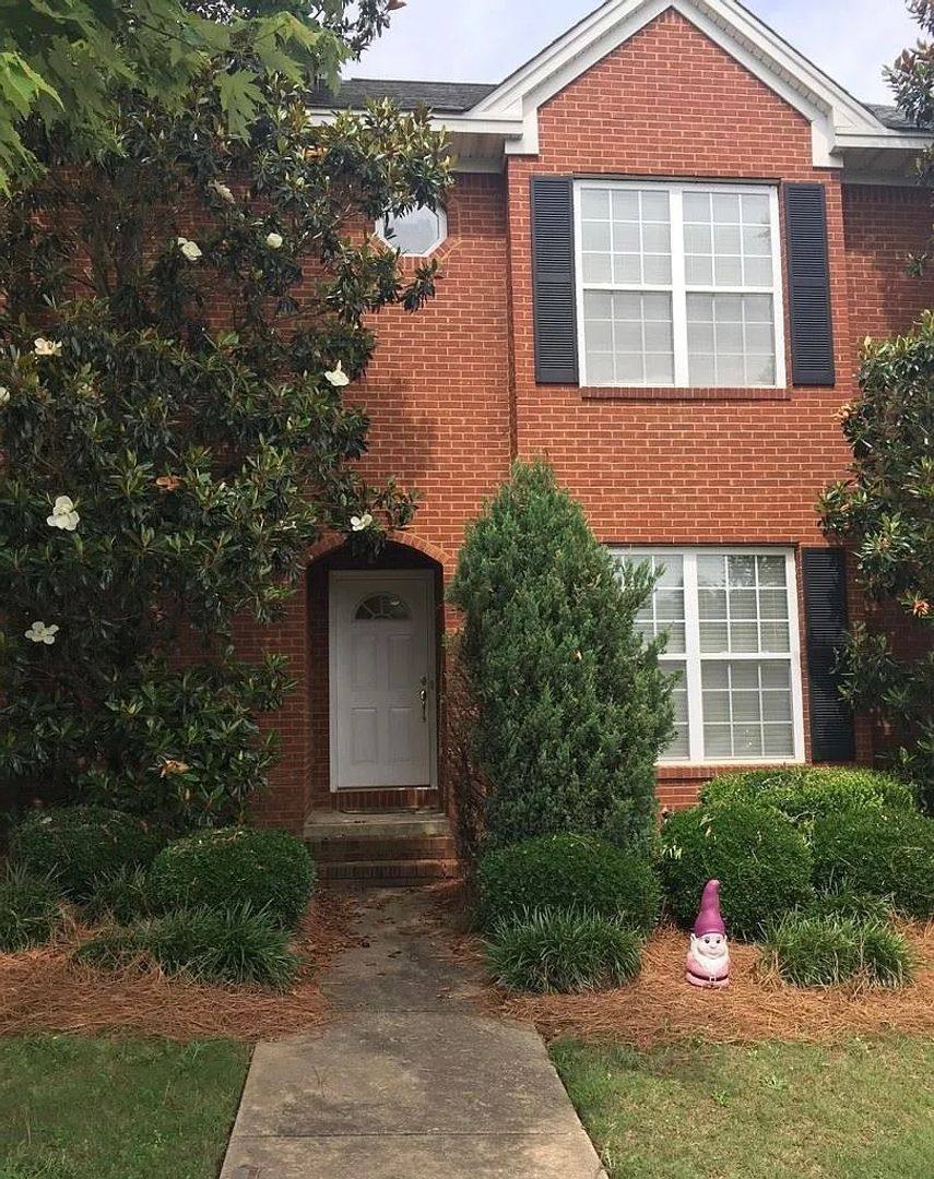 Townhouse for rent at 1257 Dean Rd, Auburn, AL 36830