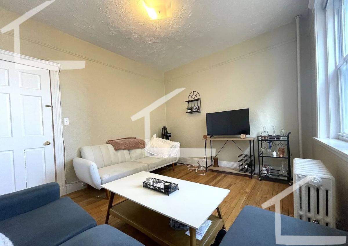 Apartment for rent at 1701 Commonwealth Ave #27, Brighton, MA 02135