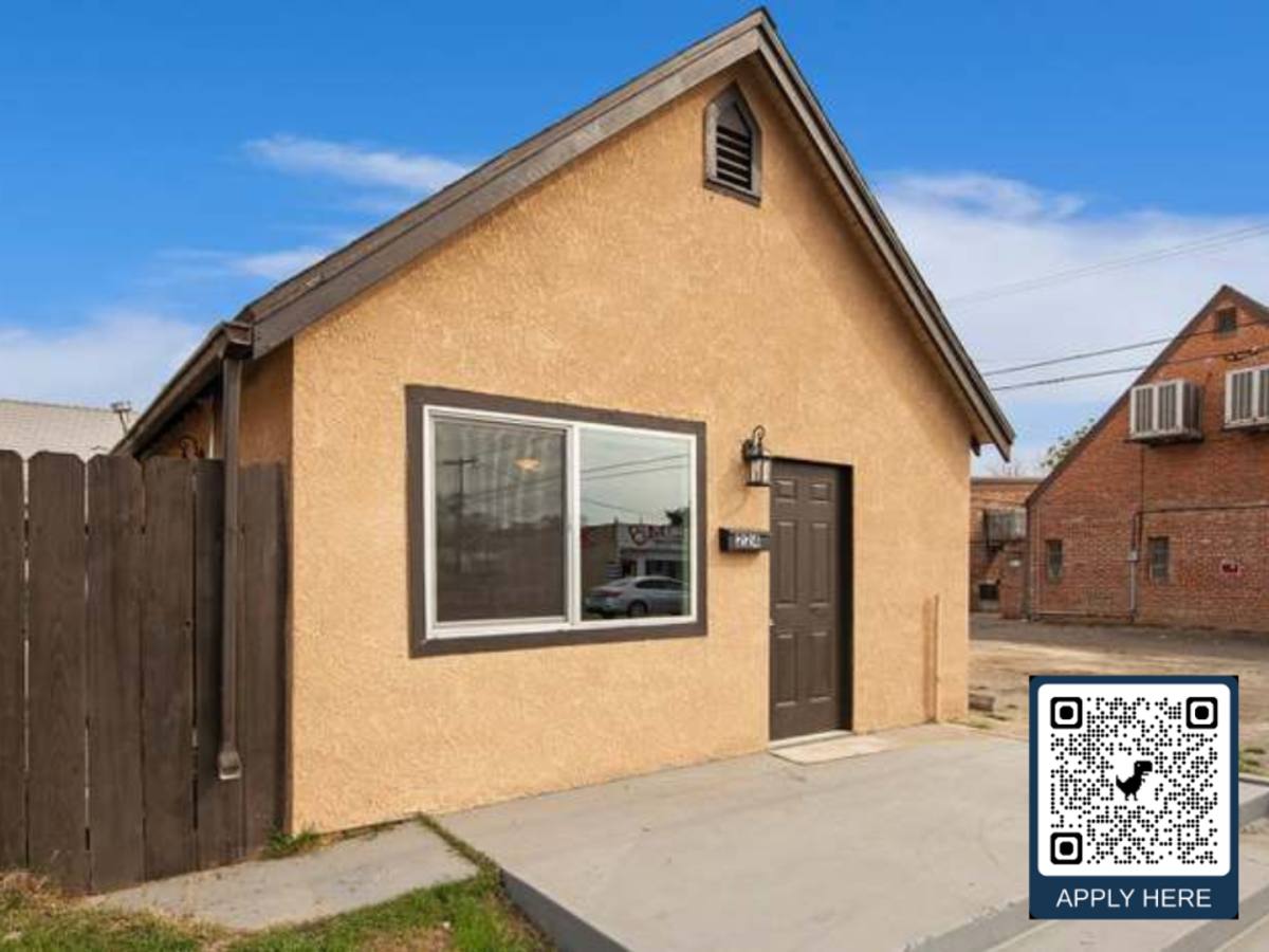 House for rent at 224 N Maple Ave, Fresno, CA 93702