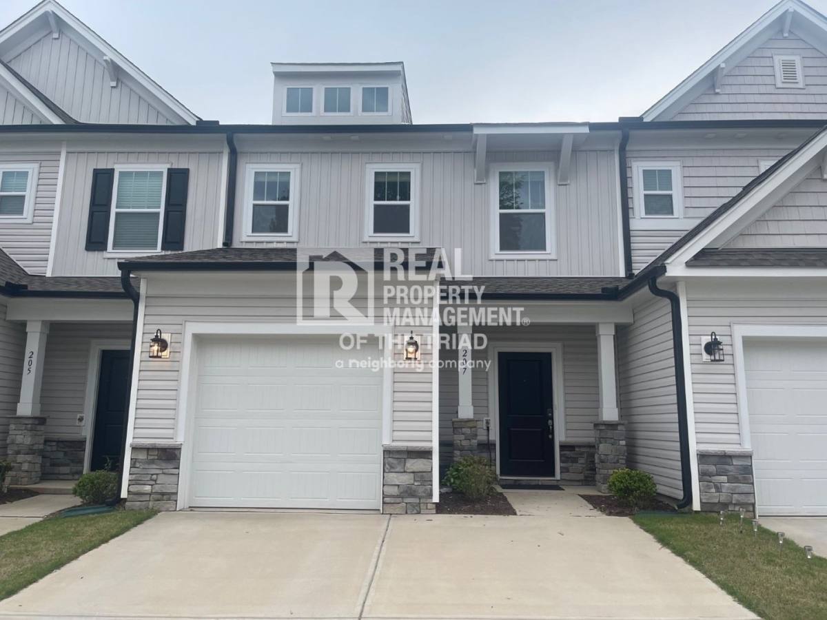 Townhouse for rent at 207 Solacium Lane, Greensboro, NC 27455