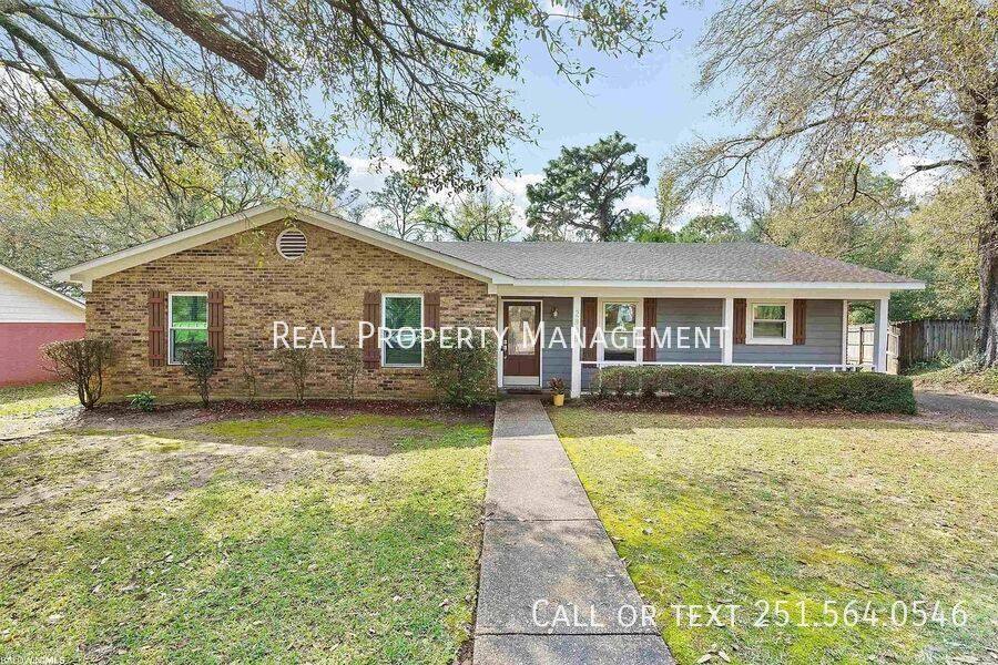 House for rent at 2808 Westmoor Court, Mobile, AL 36695