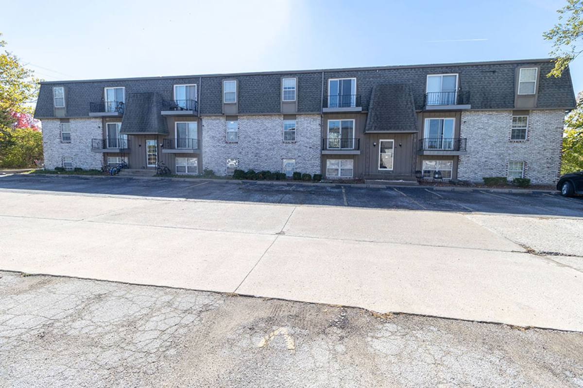 Apartment for rent at 3408 Balboa Lane, Columbia, MO 65203