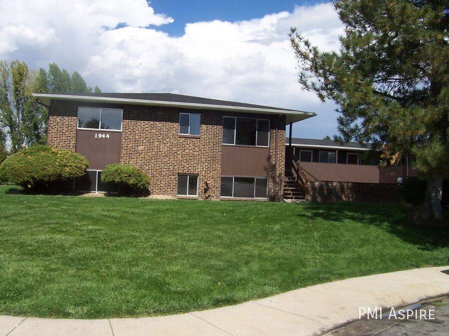 Apartment for rent at 1944 Meadow Dr #16, Longmont, CO 80501