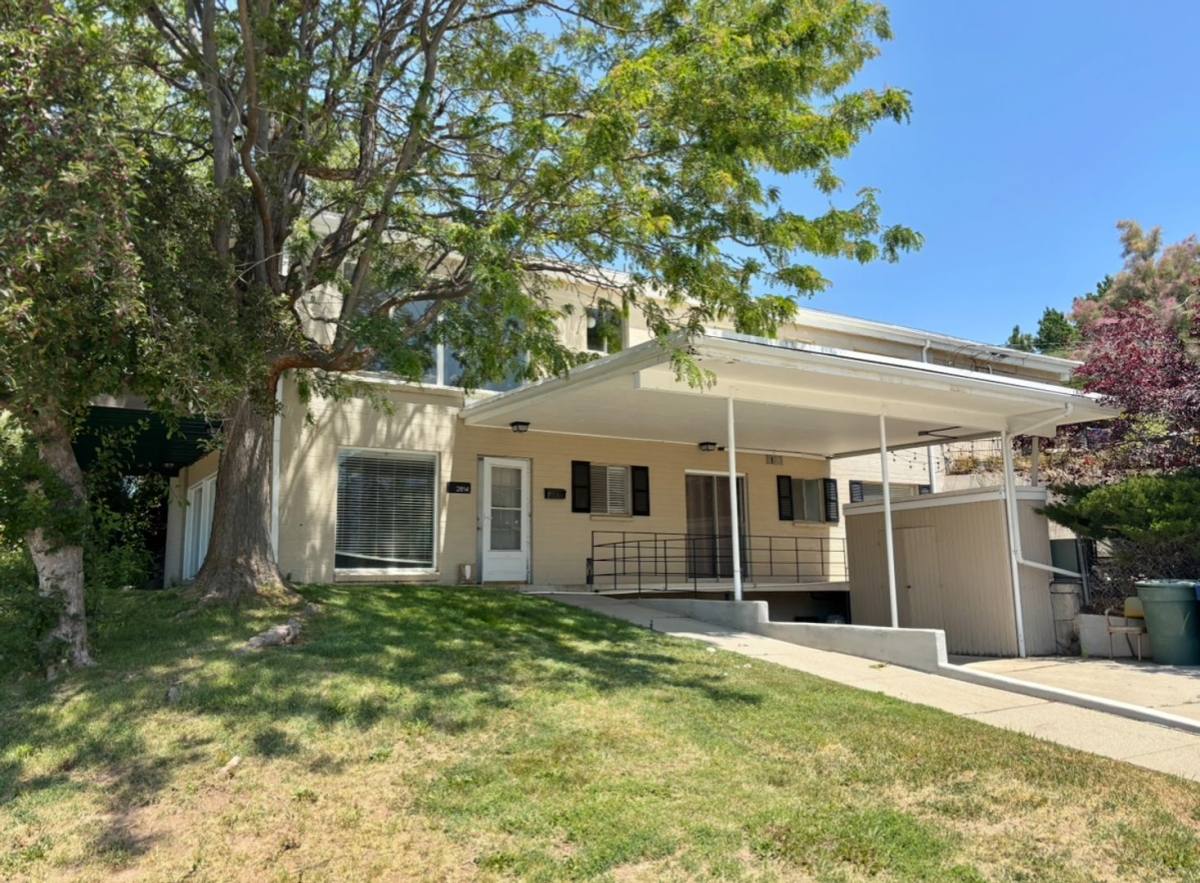 Apartment for rent at 2814 E Arcadia Heights Circle, Salt Lake City, UT 84109