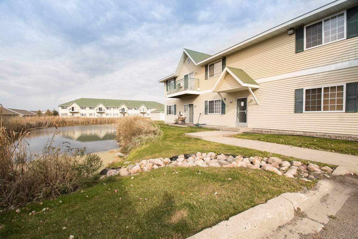 Apartment for rent at 815 34th Ave E, Alexandria, MN 56308