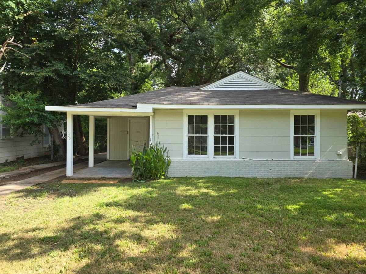 House for rent at 130 E Slattery Blvd, Shreveport, LA 71104