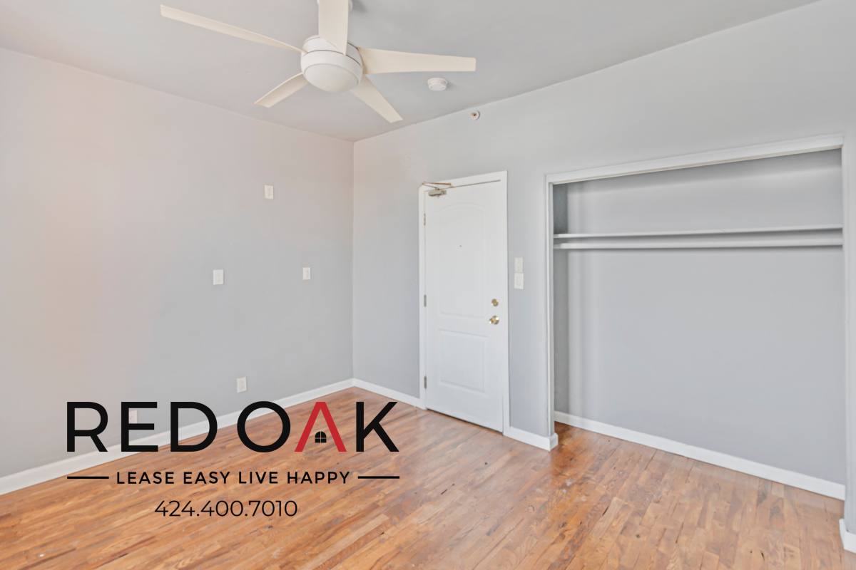 Apartment for rent at 2731 Beverly Blvd #218, West Hollywood, CA 90069