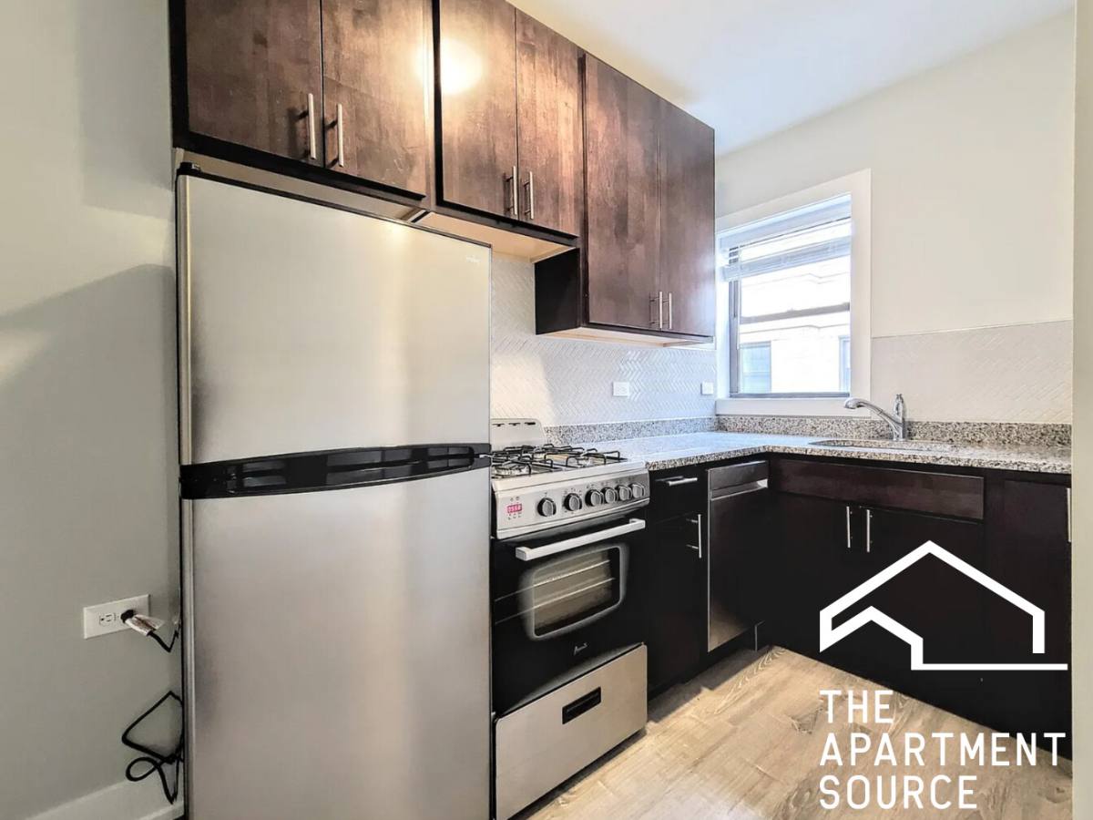 Apartment for rent at 4295 W Belden Ave, Chicago, IL 60614