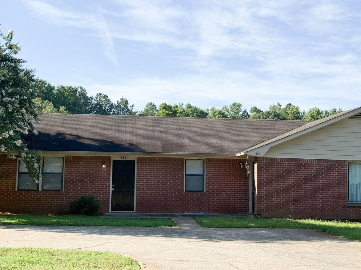 Apartment for rent at 101 Lake Dr, Athens, GA 30606