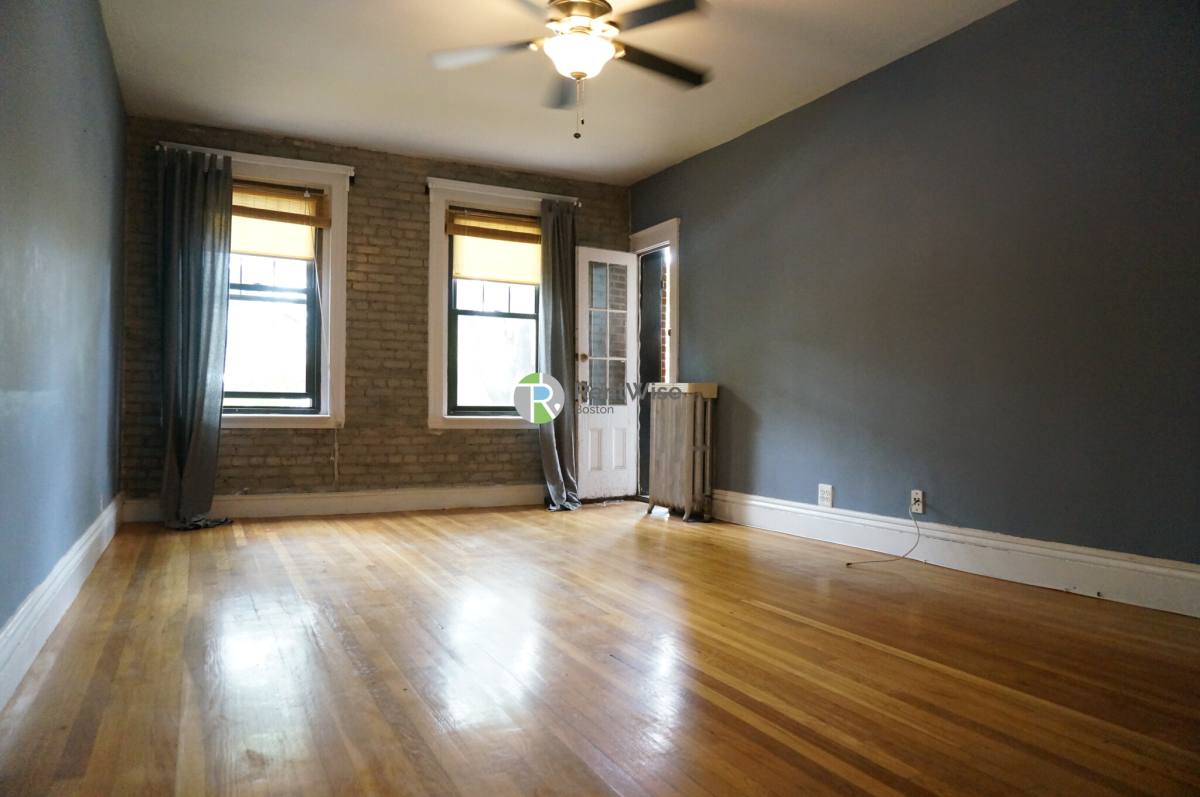 Apartment for rent at 1758 Commonwealth Ave #8, Brighton, MA 02135