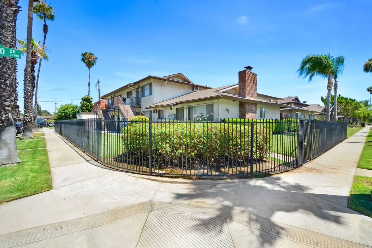 Apartment for rent at 372 N Vecino Dr, Covina, CA 91723