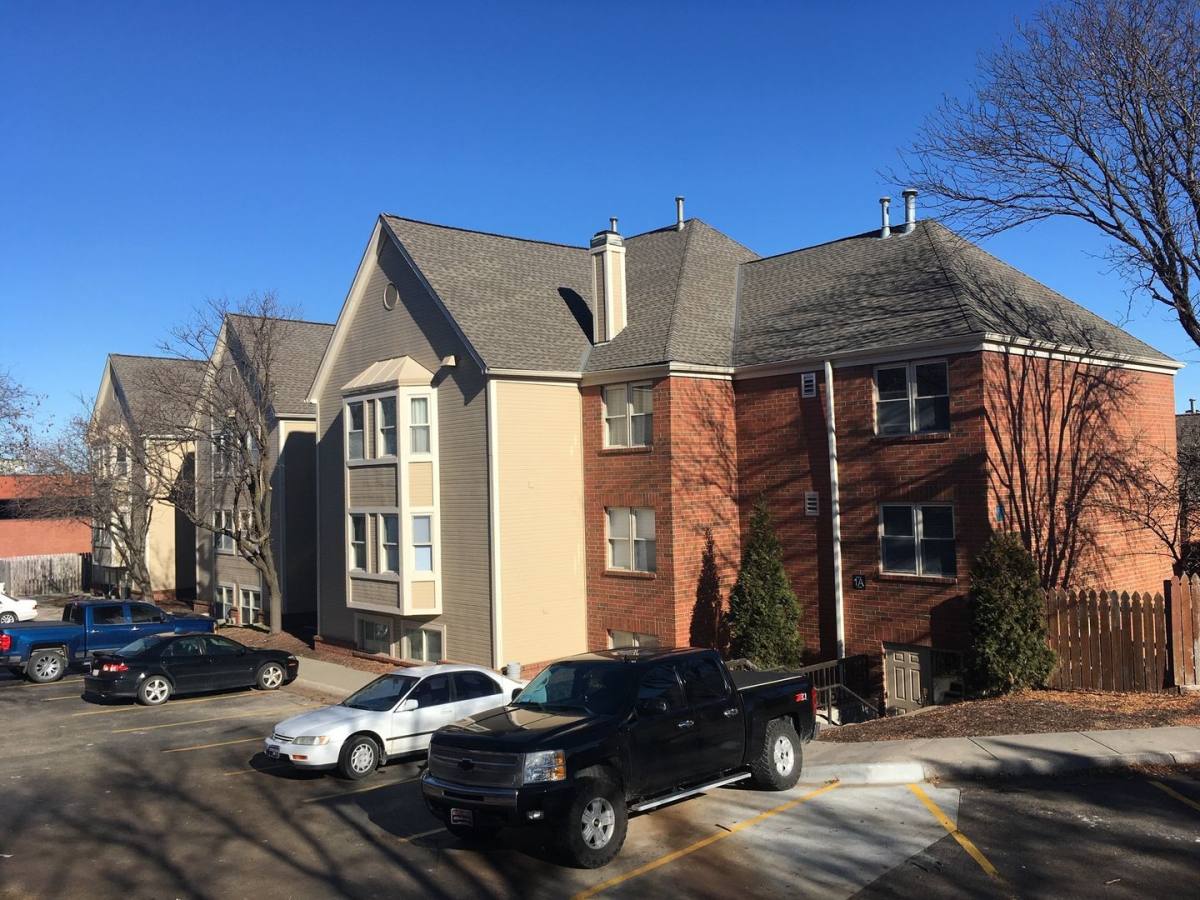 Apartment for rent at 7010 Hascall St, Omaha, NE 68106