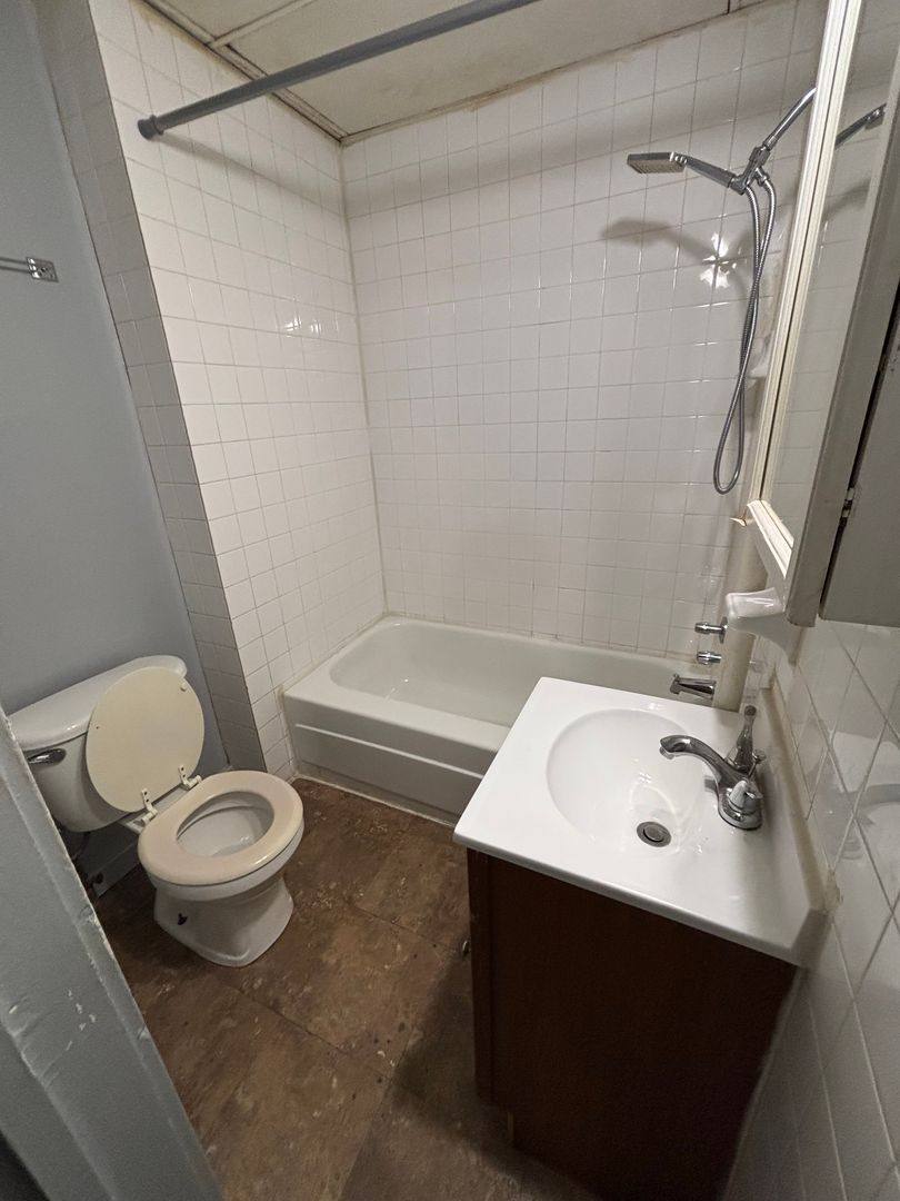 Apartment for rent at 6509-6511 24th Ave, Kenosha, WI 53143