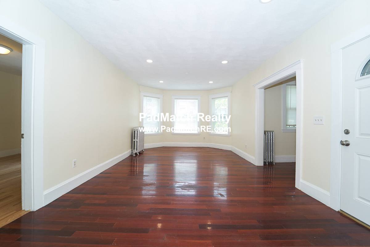 Apartment for rent at 194 Kelton #2, Allston, MA 02134