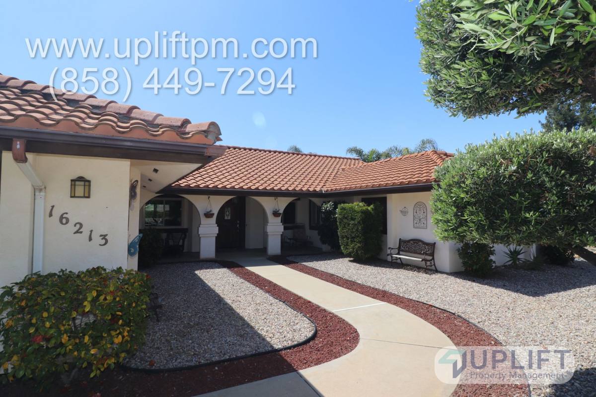 House for rent at 16213 Daza Dr, Ramona, CA 92065