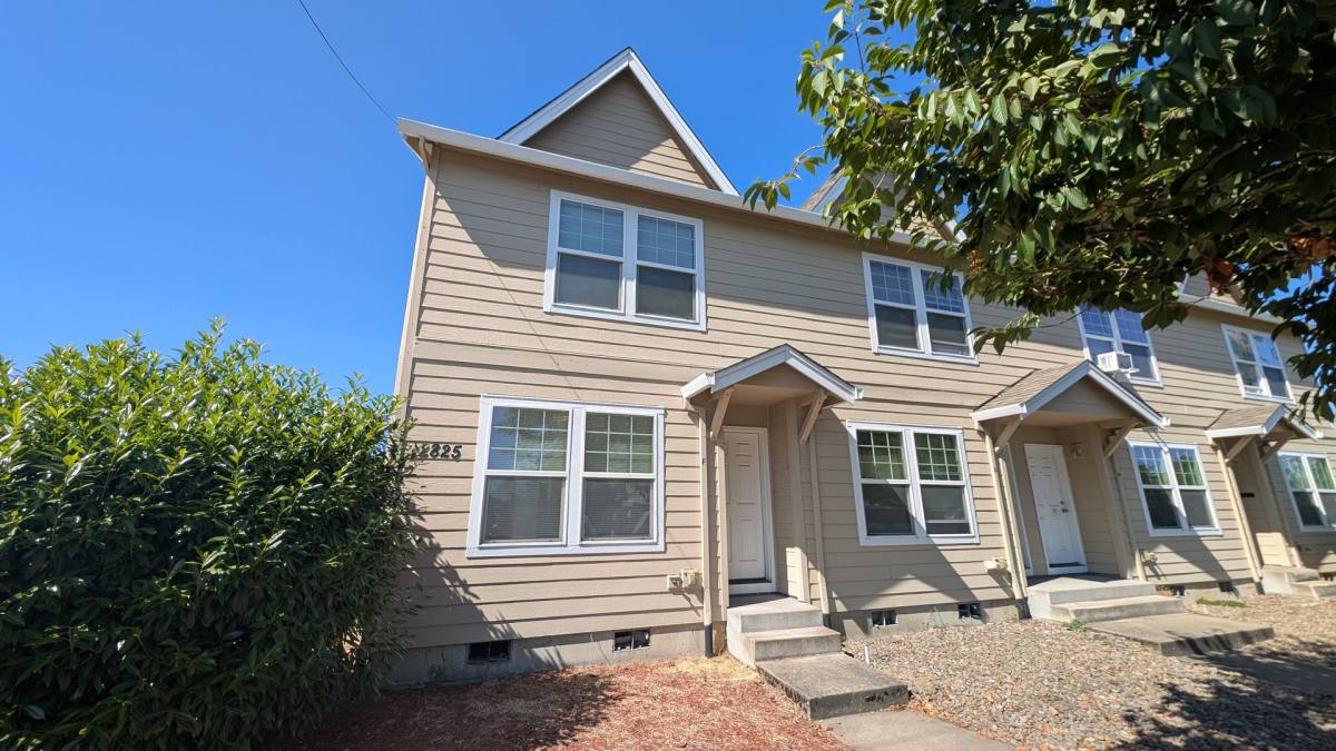 Townhouse for rent at 2825 Pacific Ave, Forest Grove, OR 97116