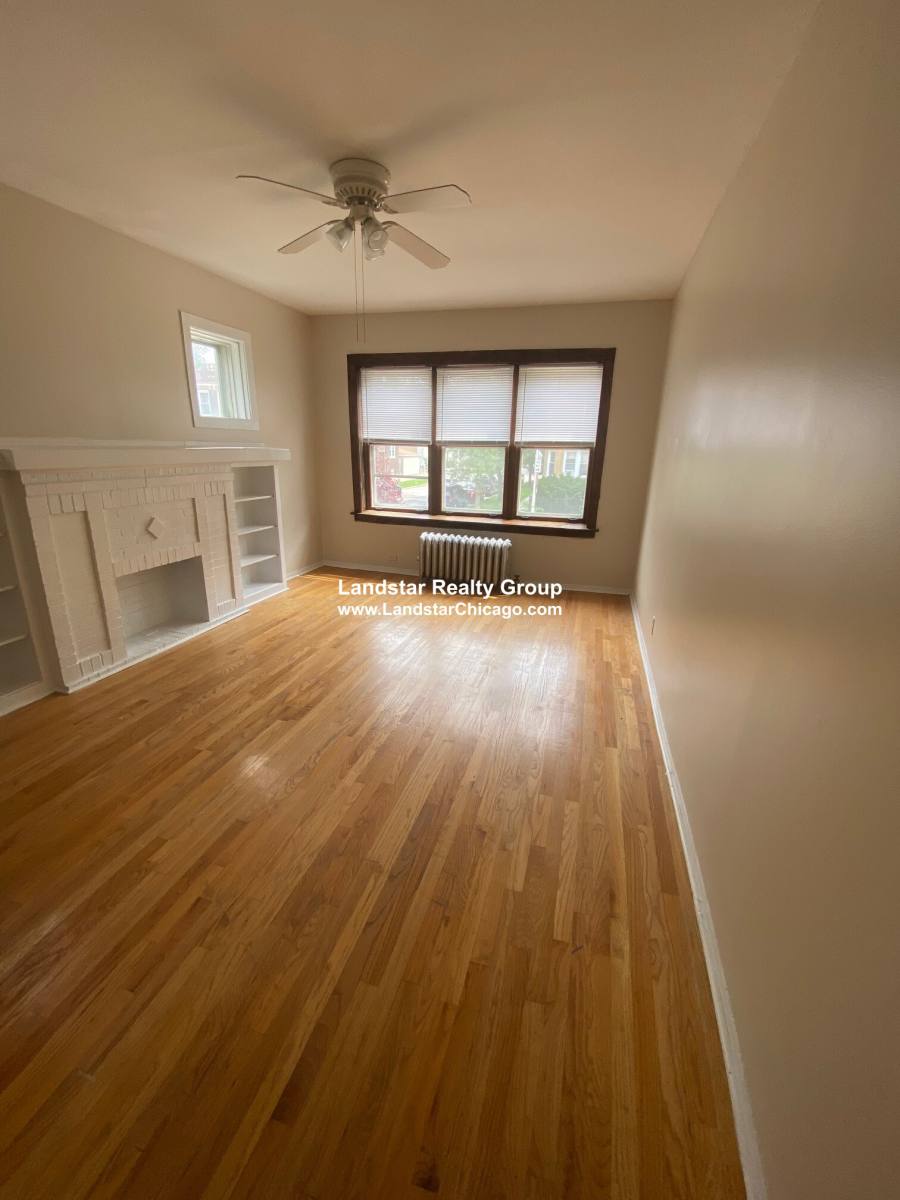 Apartment for rent at 4256 N Mozart #1, Chicago, IL 60618