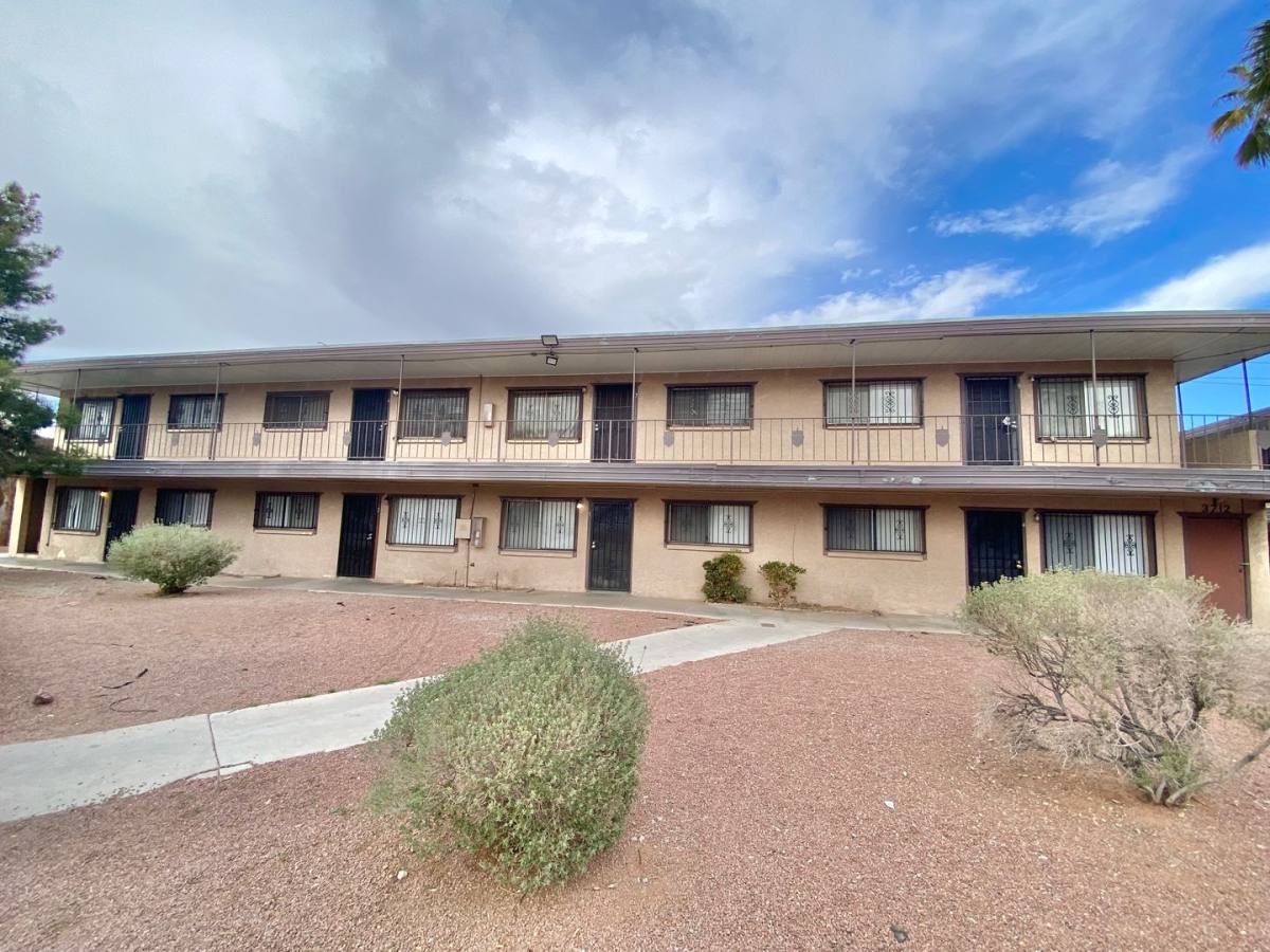 Condo for rent at 3712 Royal Crest St, Las Vegas, NV 89119