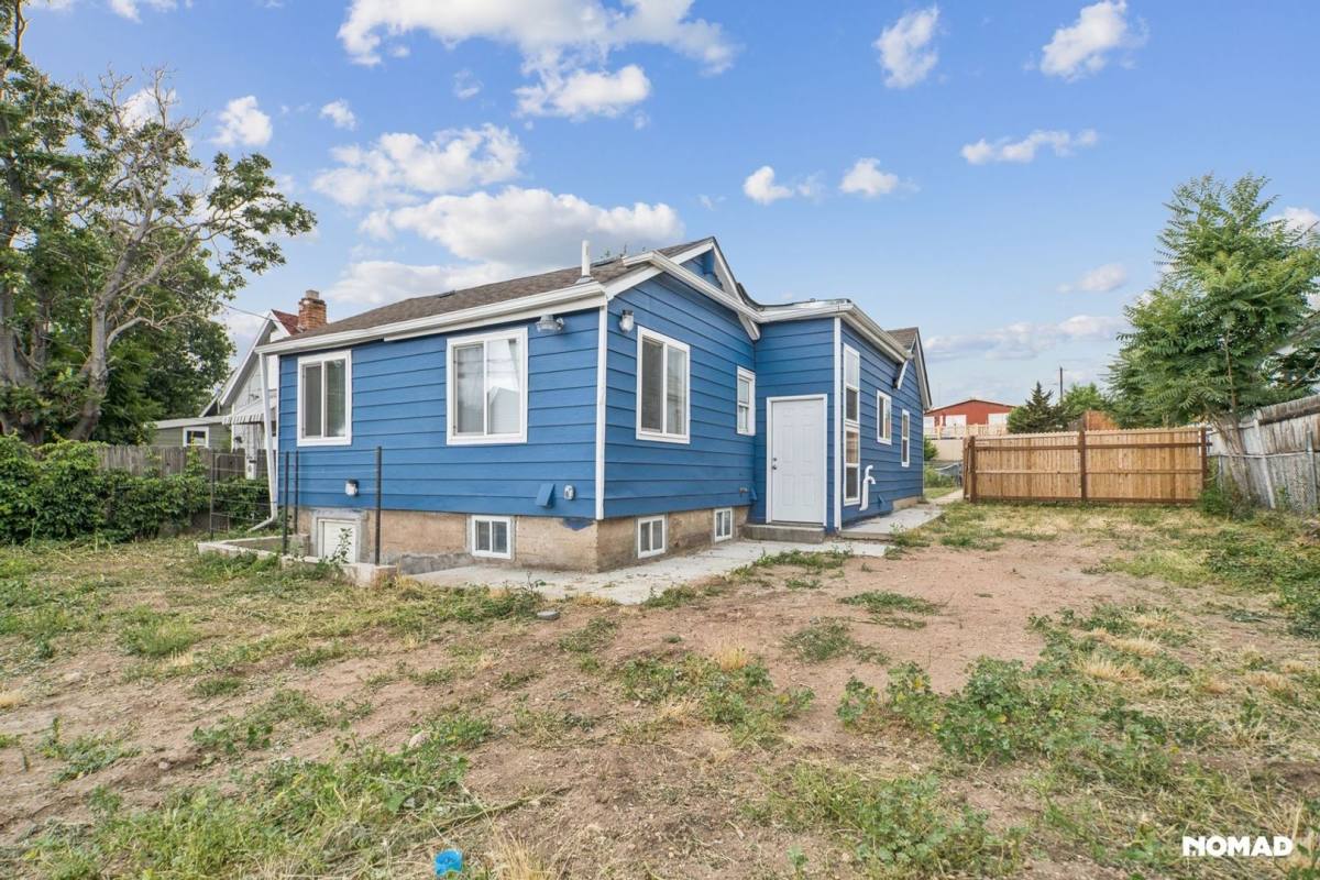 House for rent at 4672 Leaf Court #B, Denver, CO 80216
