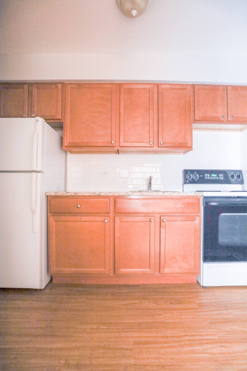 Apartment for rent at 603 W Stratford Place #GD, Chicago, IL 60657