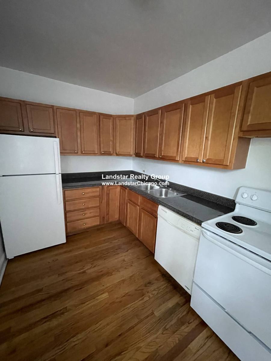 Apartment for rent at 1914 Lunt #2N, Chicago, IL 60626