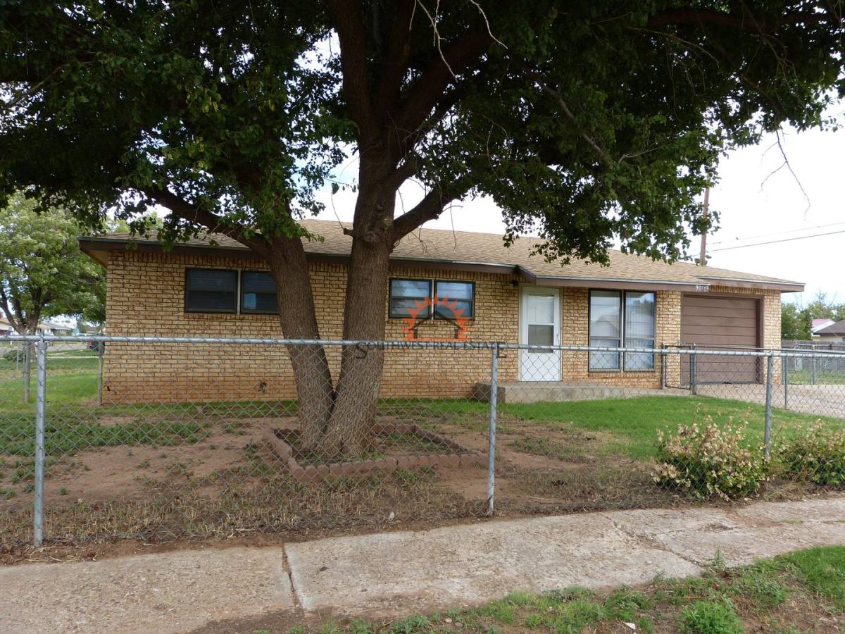 House for rent at 901 Mora, Clovis, NM 88101