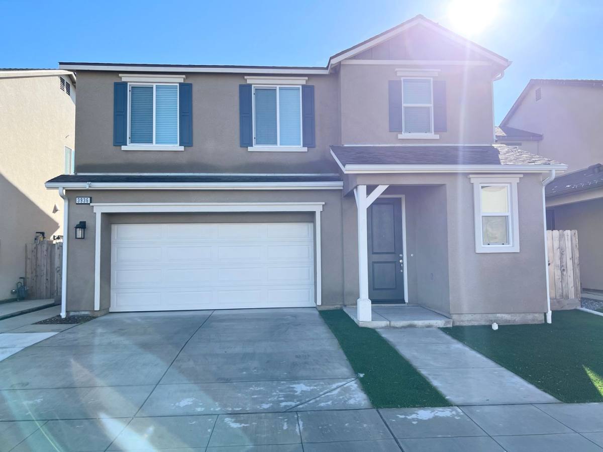 House for rent at 3936 Wrenwood Ave, Clovis, CA 93619