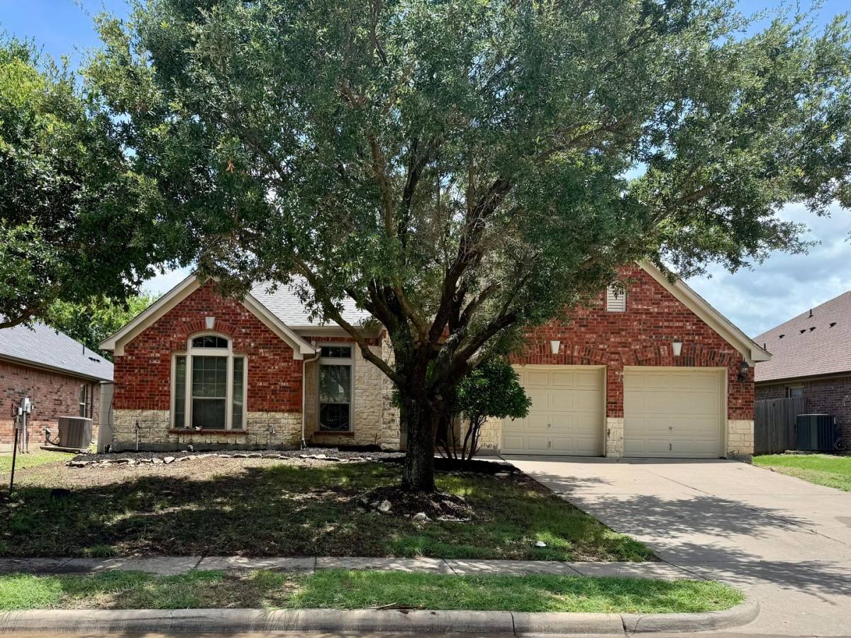 House for rent at 5827 Windy Meadow Lane, Grand Prairie, TX 75052
