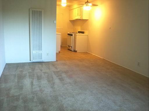 Apartment for rent at 14101 Doty Ave, Hawthorne, CA 90250